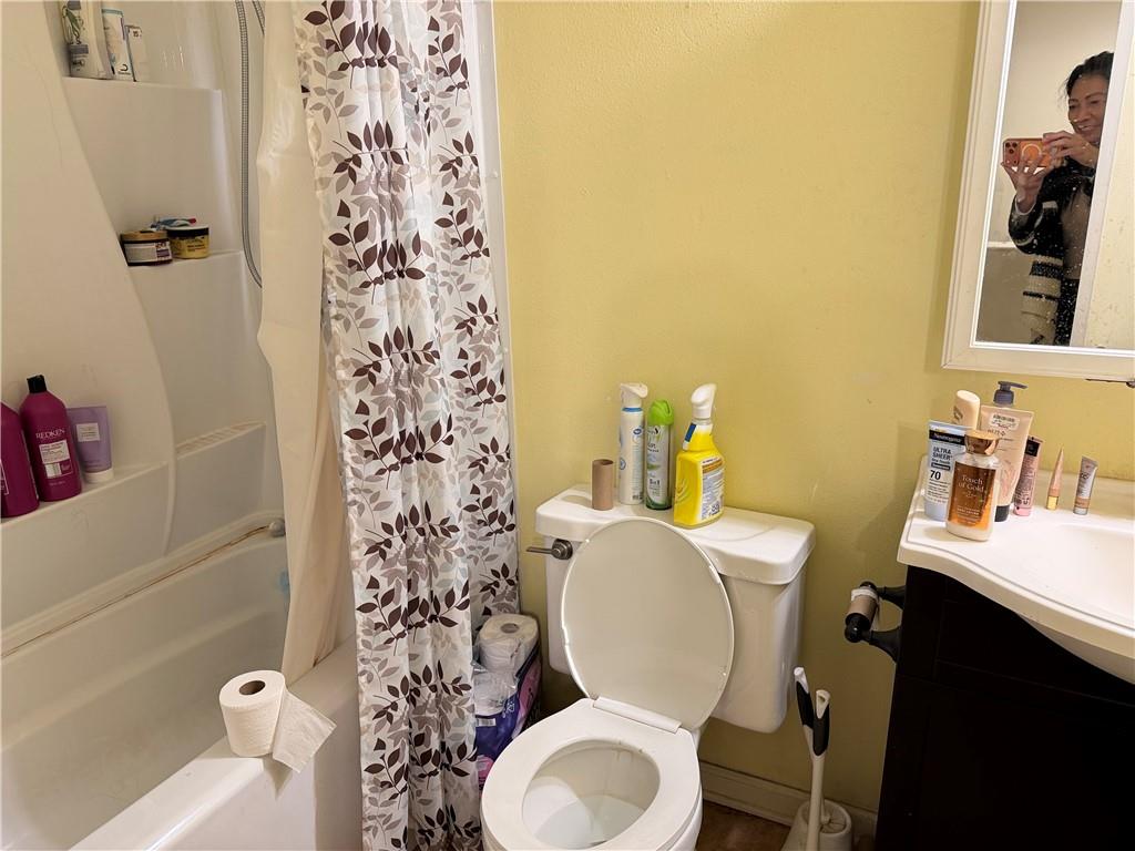 2108-10 CASWELL Lane