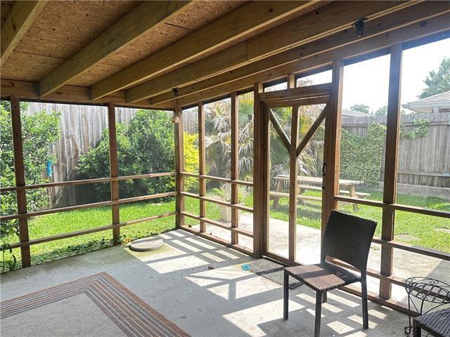 5112 WILLOWTREE Drive