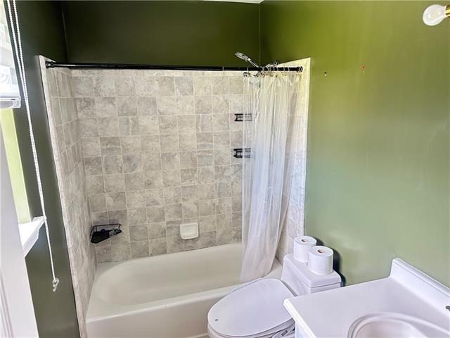 5112 WILLOWTREE Drive
