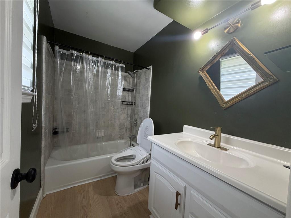 5112 WILLOWTREE Drive