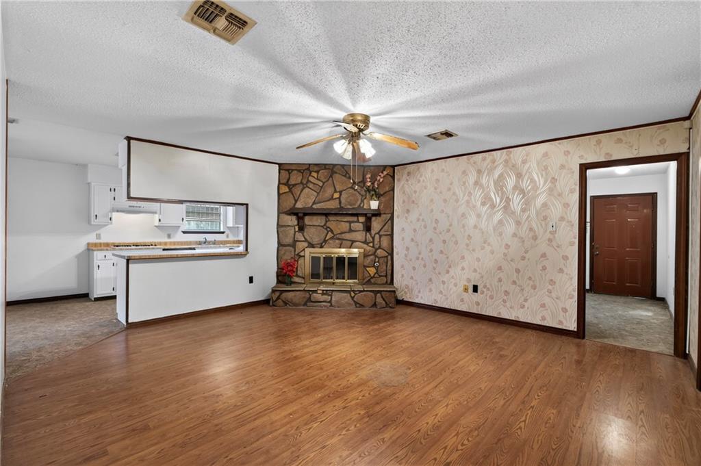 2300 POTOMAC Drive