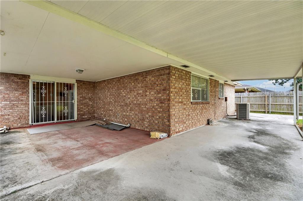 2300 POTOMAC Drive