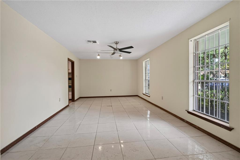 2300 POTOMAC Drive