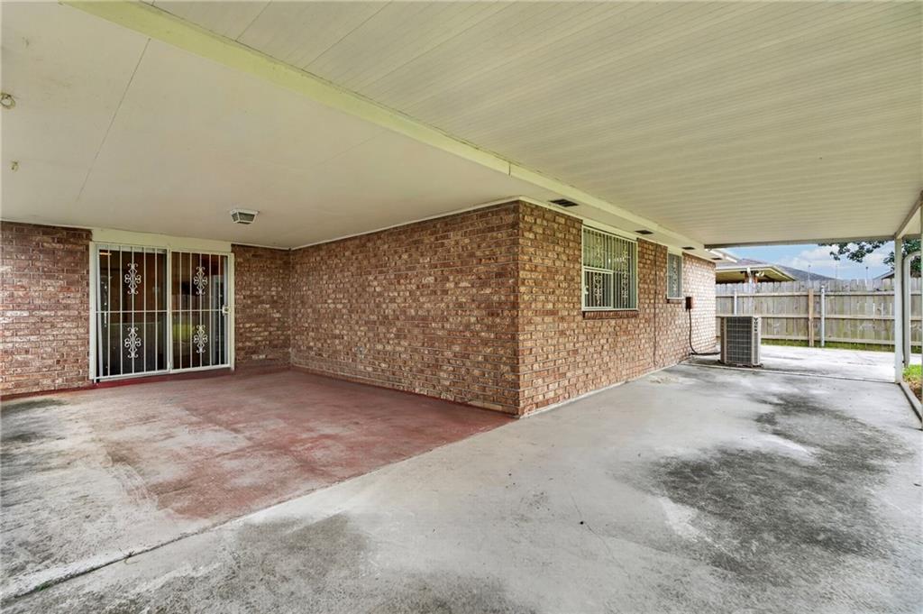 2300 POTOMAC Drive