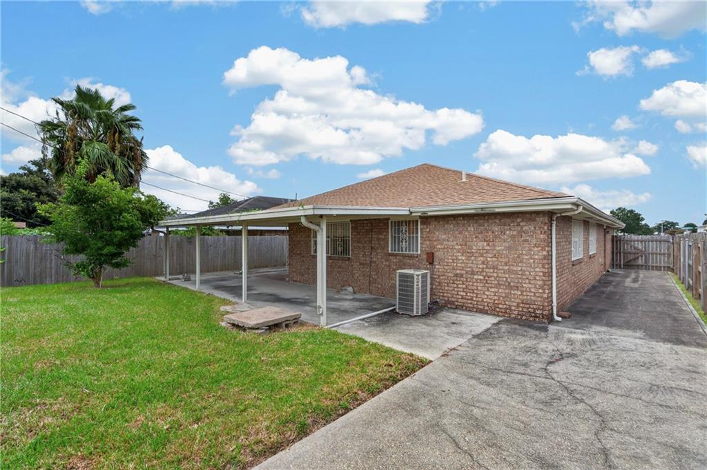 2300 POTOMAC Drive