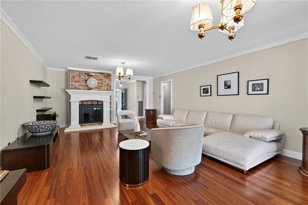 3912 N TURNBULL Drive