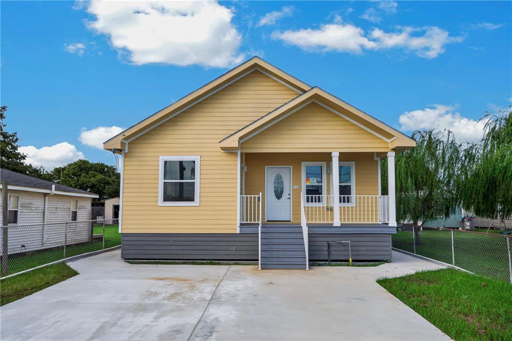 113 VIC A PITRE Drive