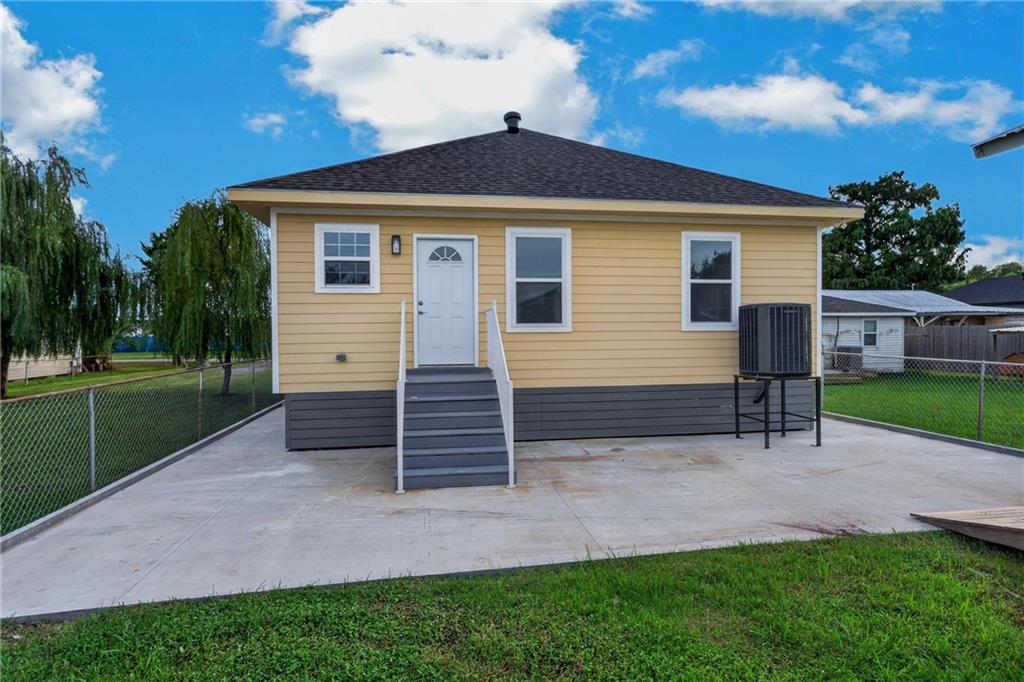 113 VIC A PITRE Drive