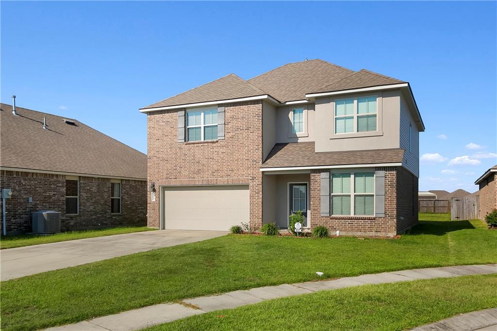 805 BENT CYPRESS Lane