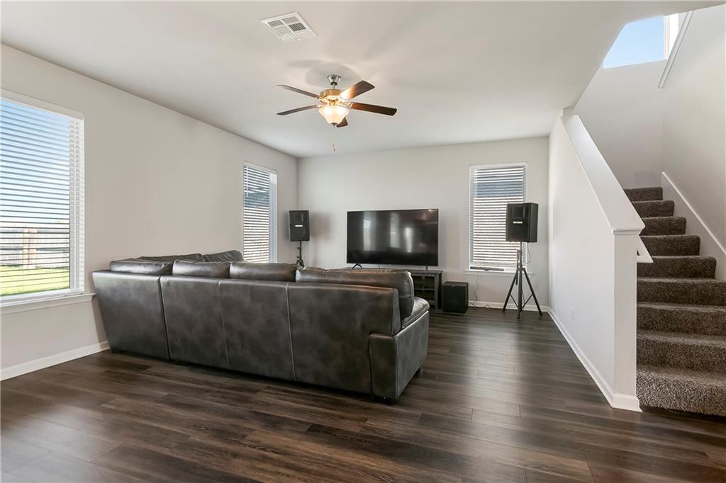 805 BENT CYPRESS Lane
