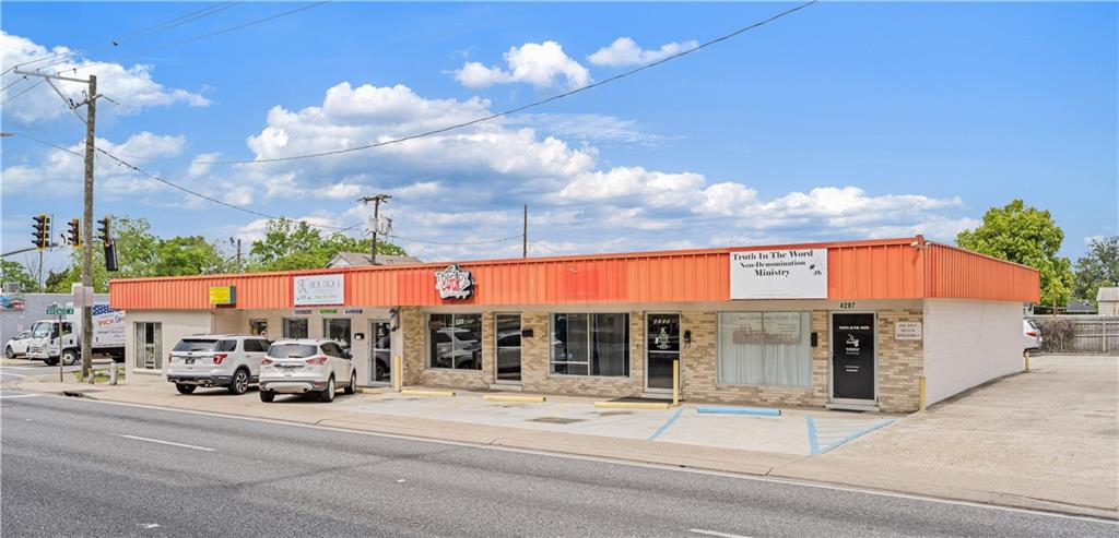 4211 WESTBANK EXPY Highway