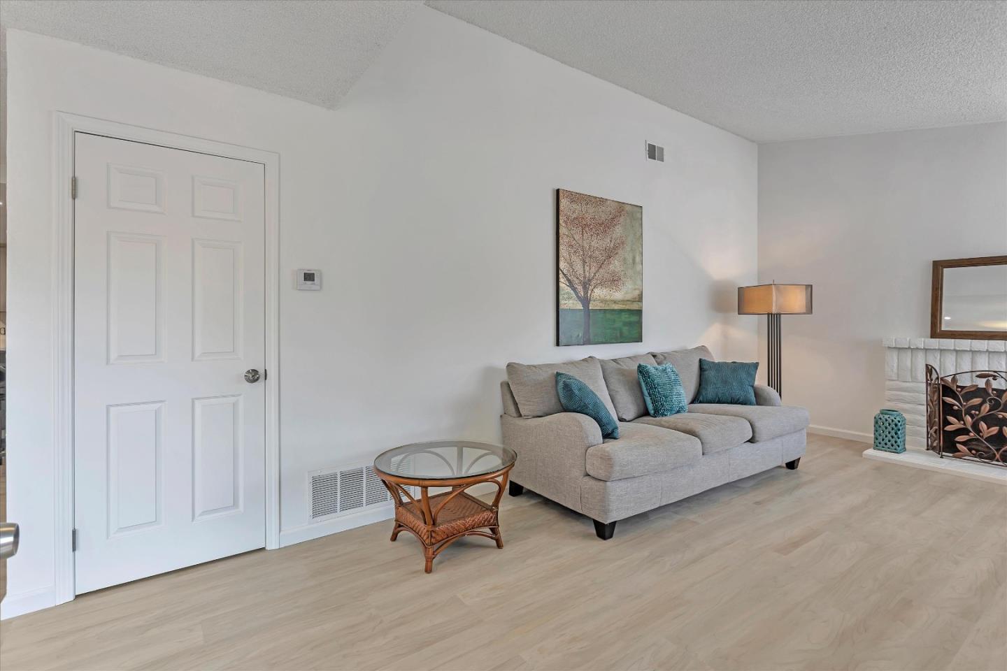 3902 Jerabek Court