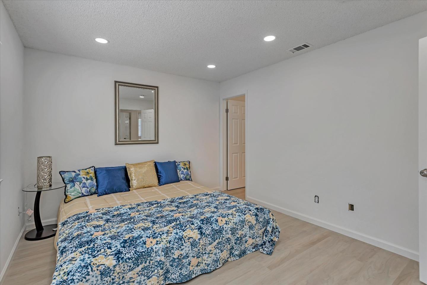 3902 Jerabek Court
