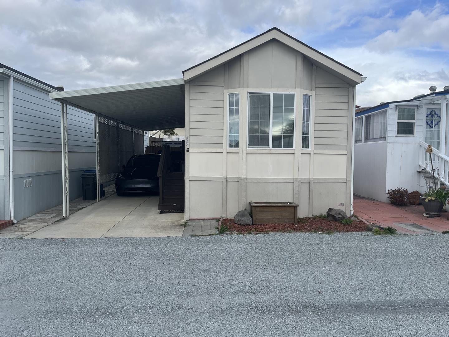 3128 Crescent Ave 49