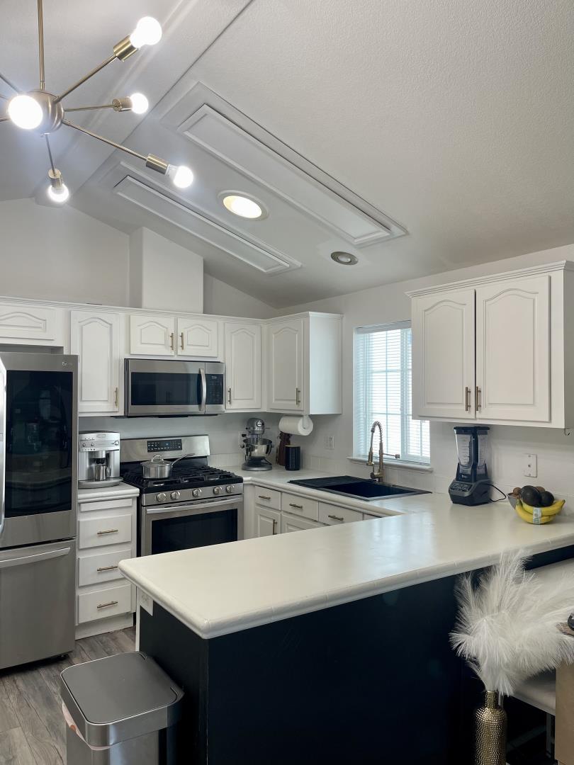 3128 Crescent Ave 49