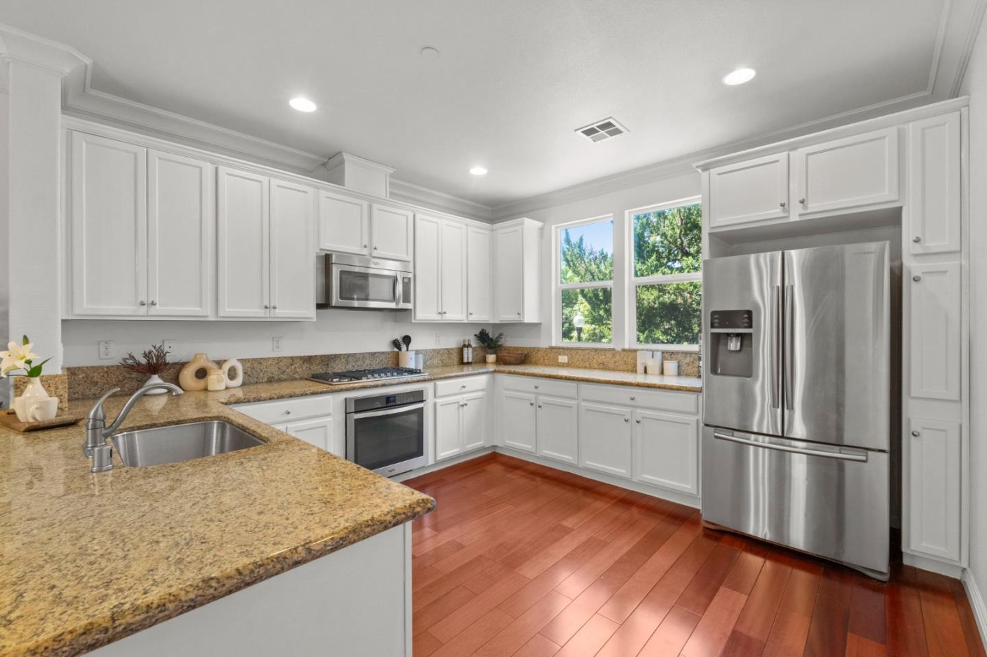 43938 Paso Cedro CMN