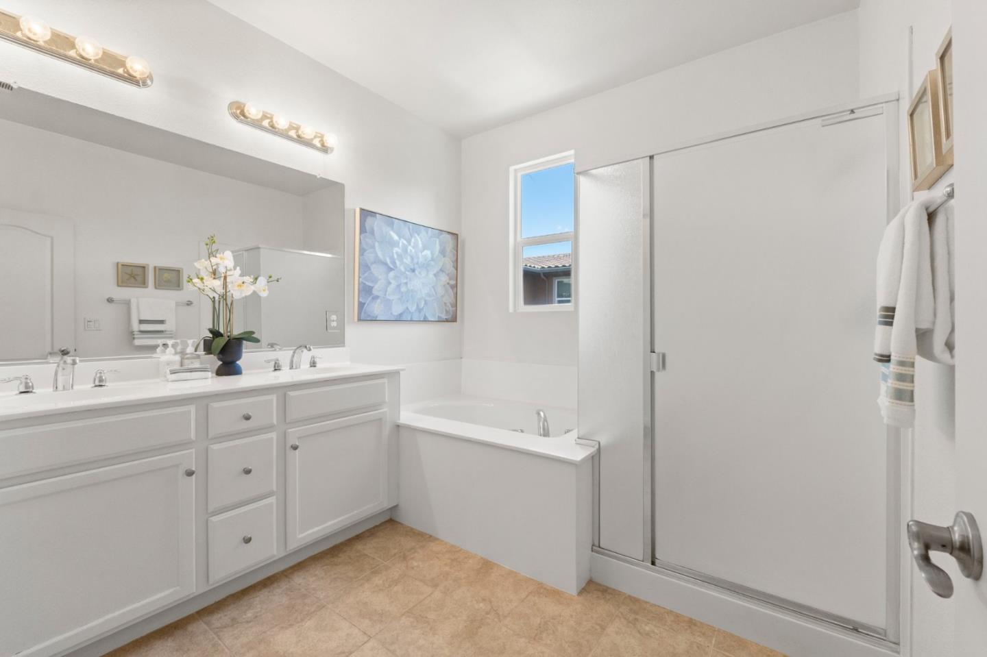 43938 Paso Cedro CMN