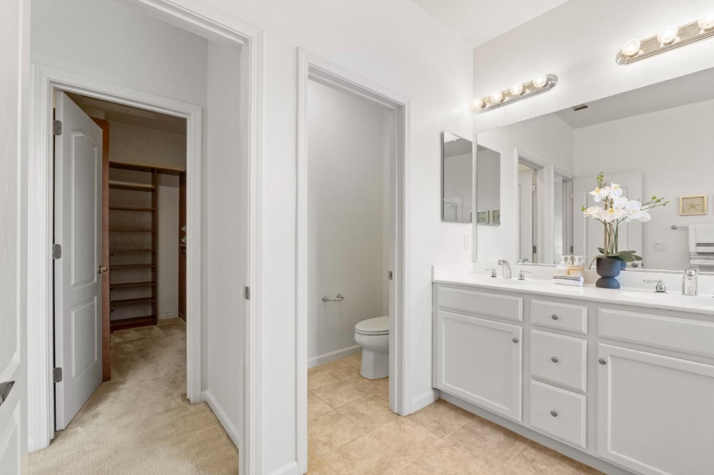 43938 Paso Cedro CMN