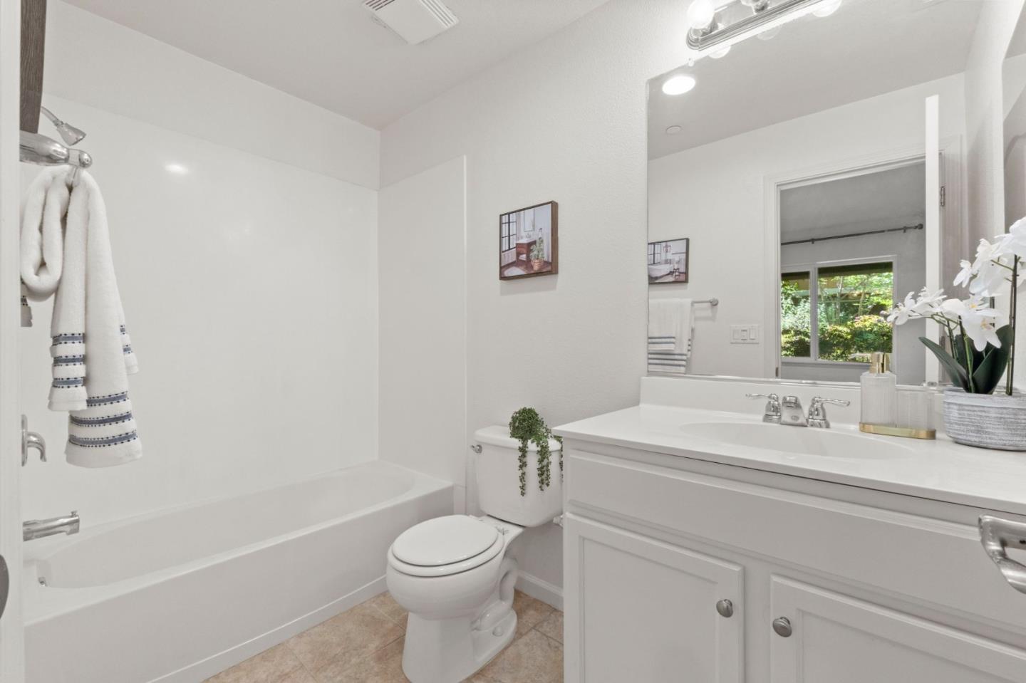 43938 Paso Cedro CMN