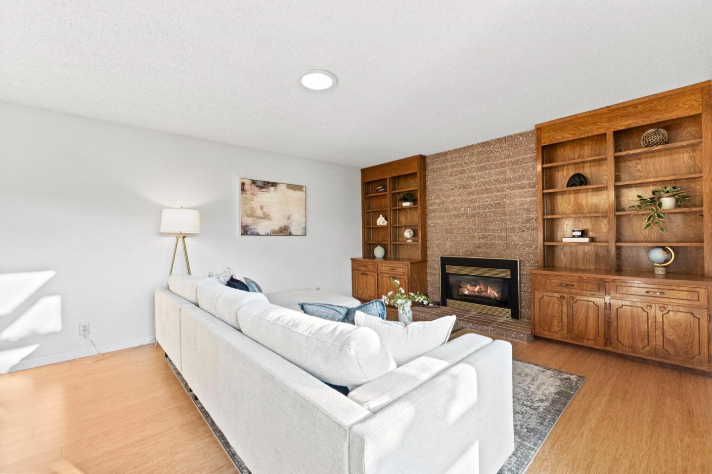 110 Wendy LN