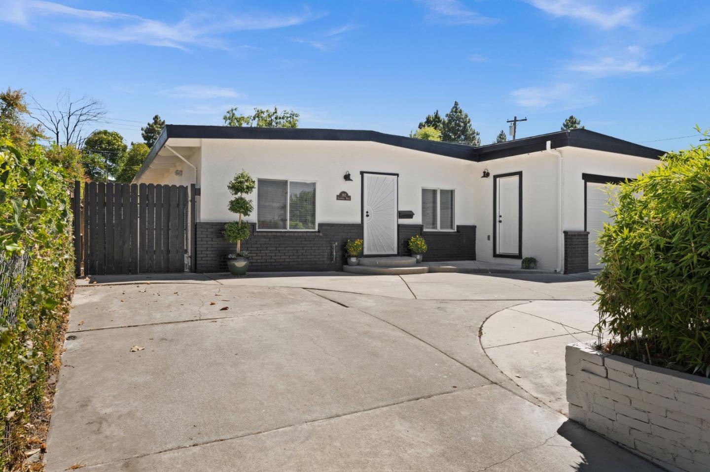 362 Lochridge DR