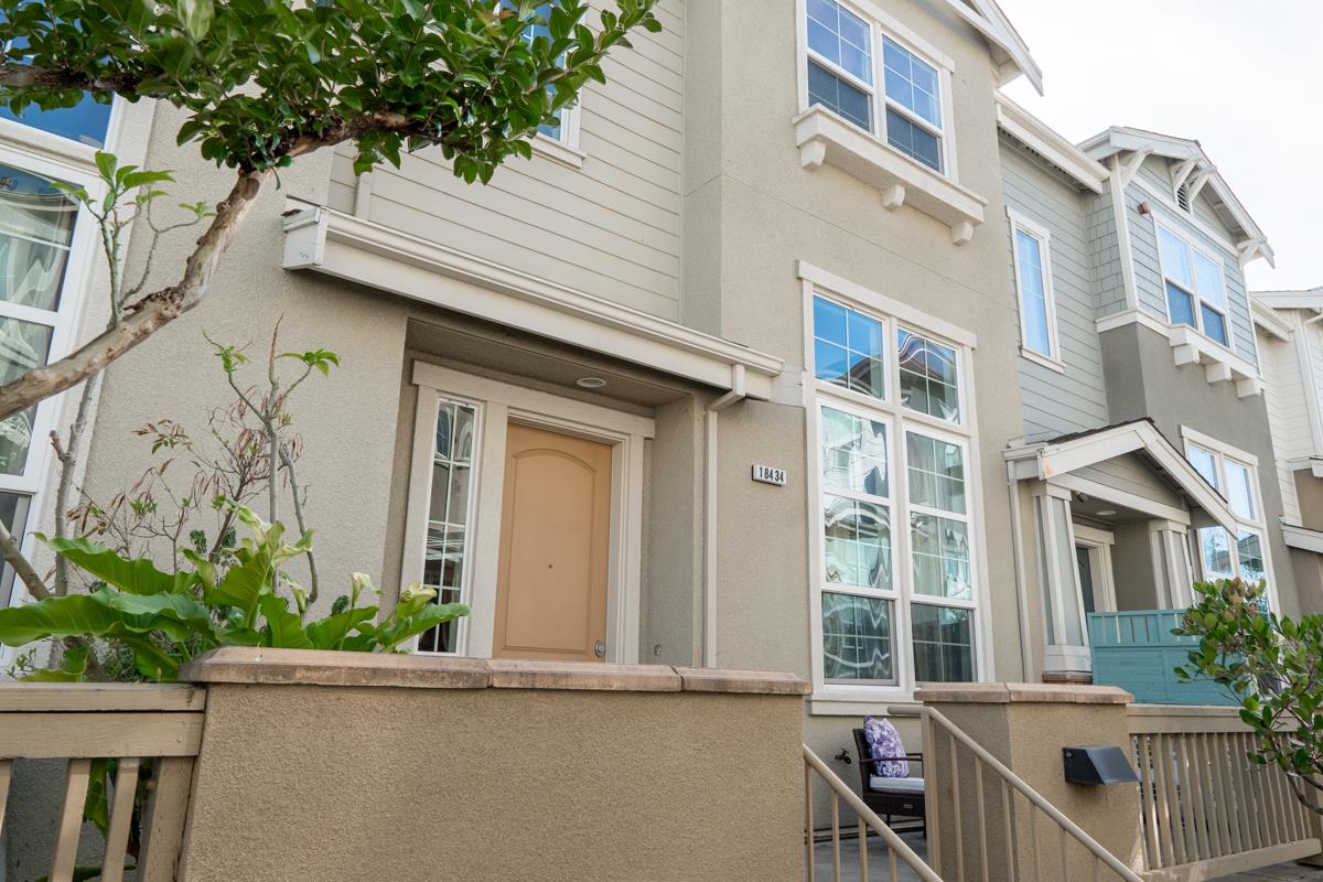 18434 Ruby LN