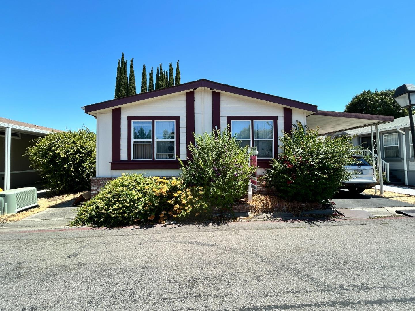 6130 Monterey Hwy 94