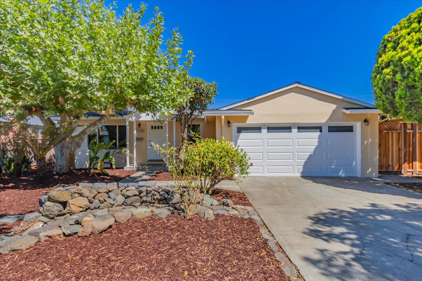 5144 Emiline DR