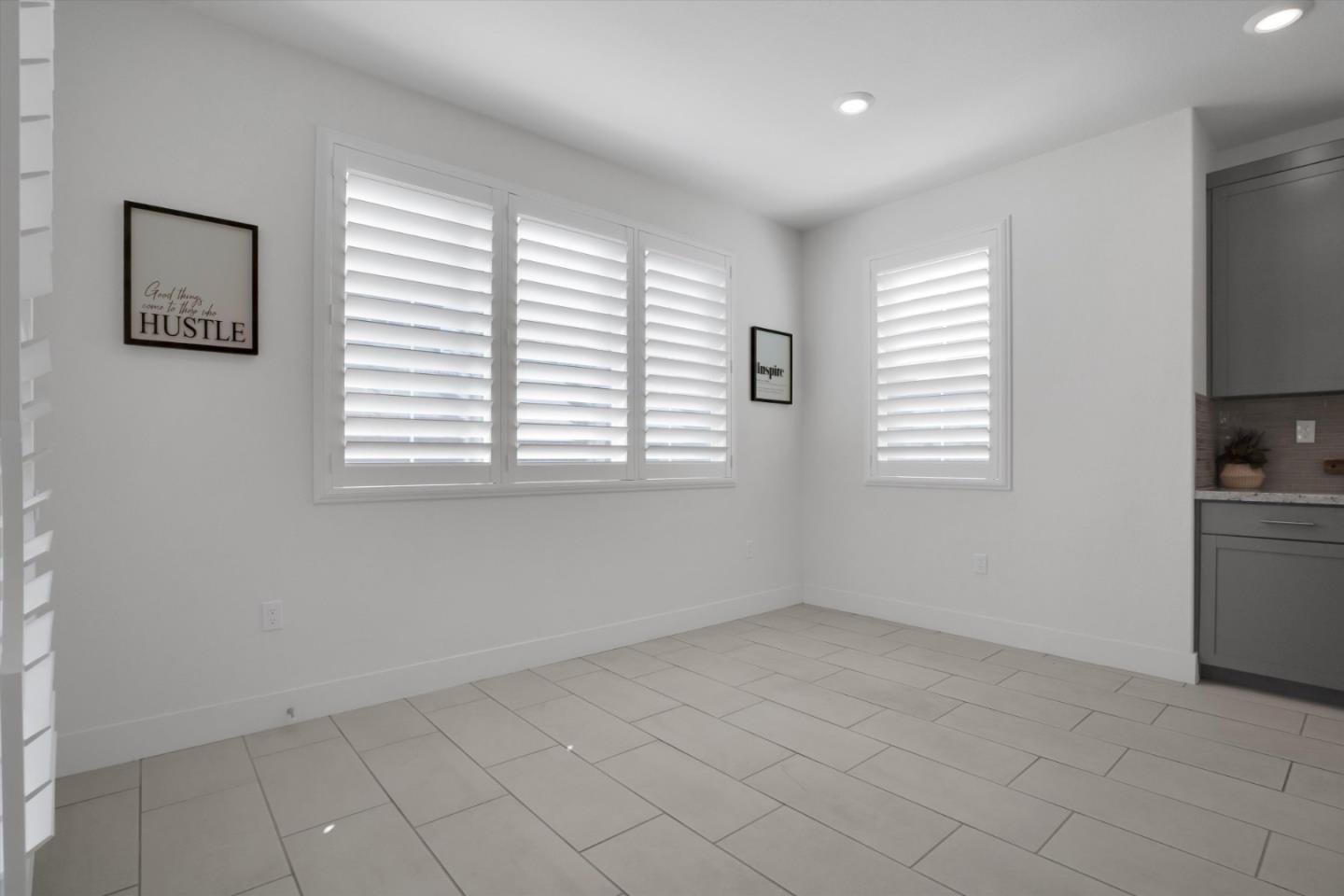 2638 Catspaw CT