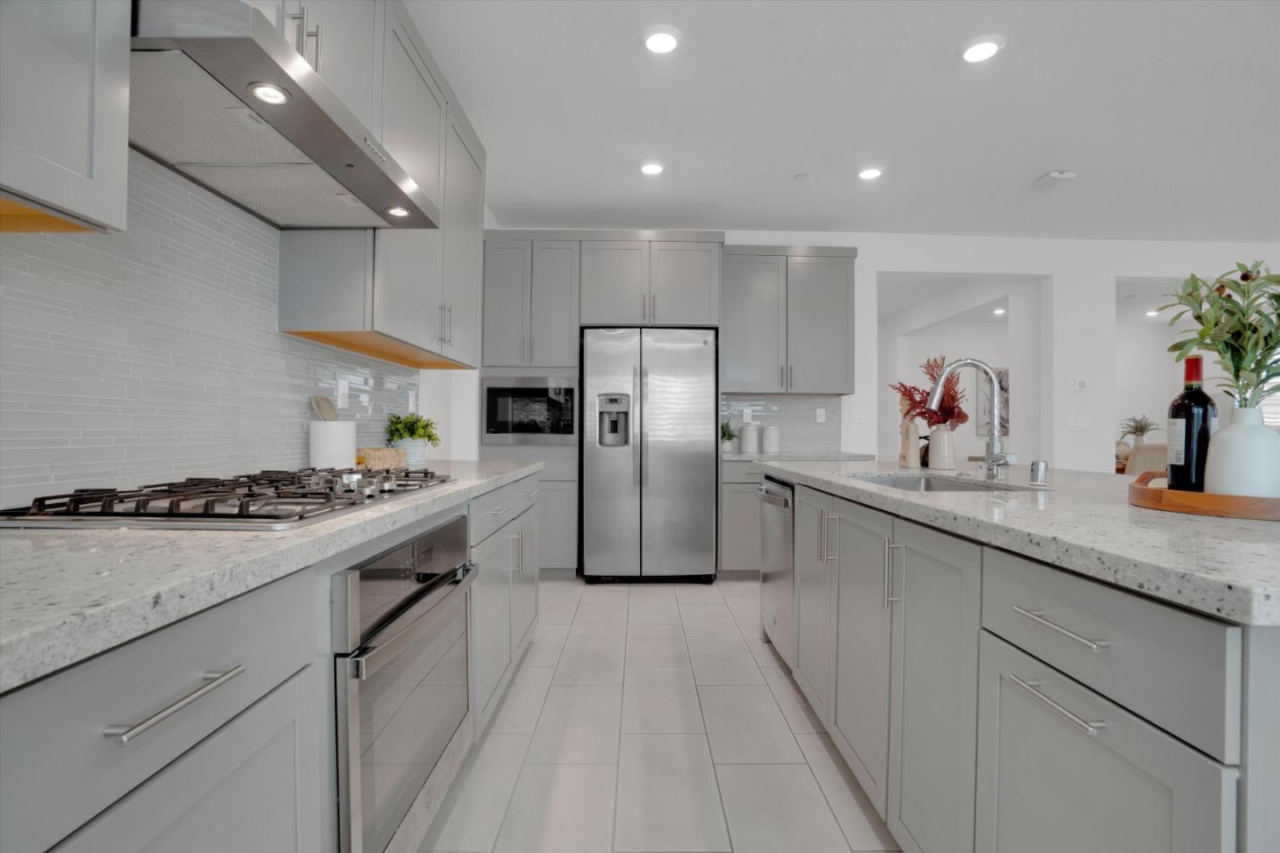 2638 Catspaw CT