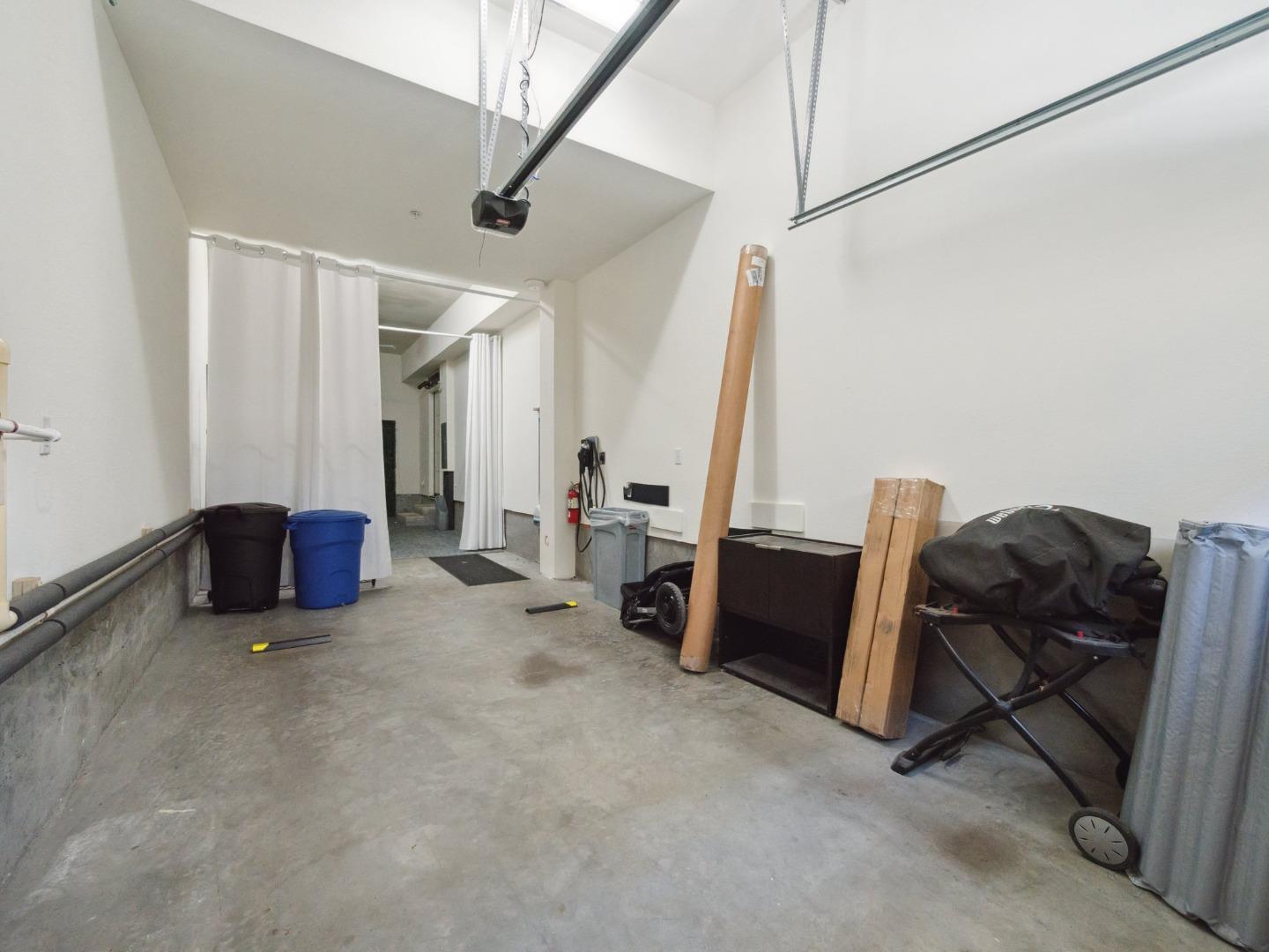 3099 Lina LN 2