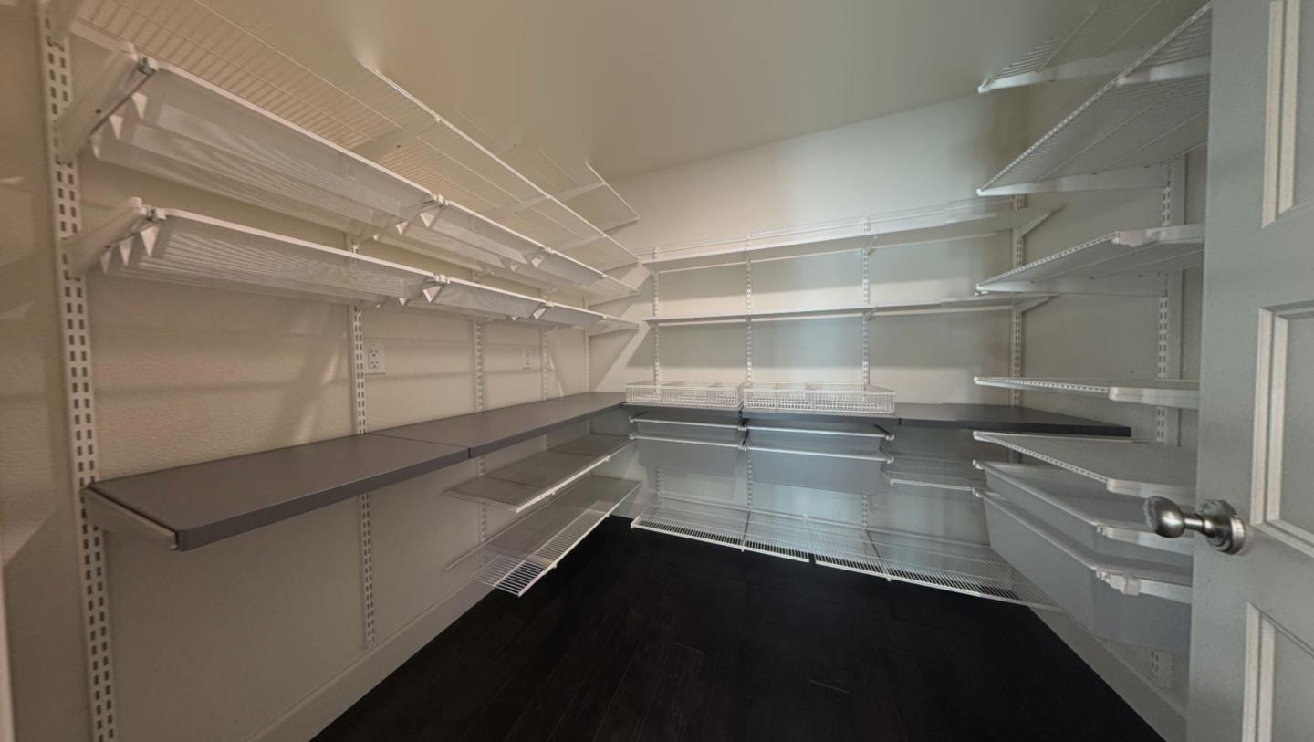 3099 Lina LN 2