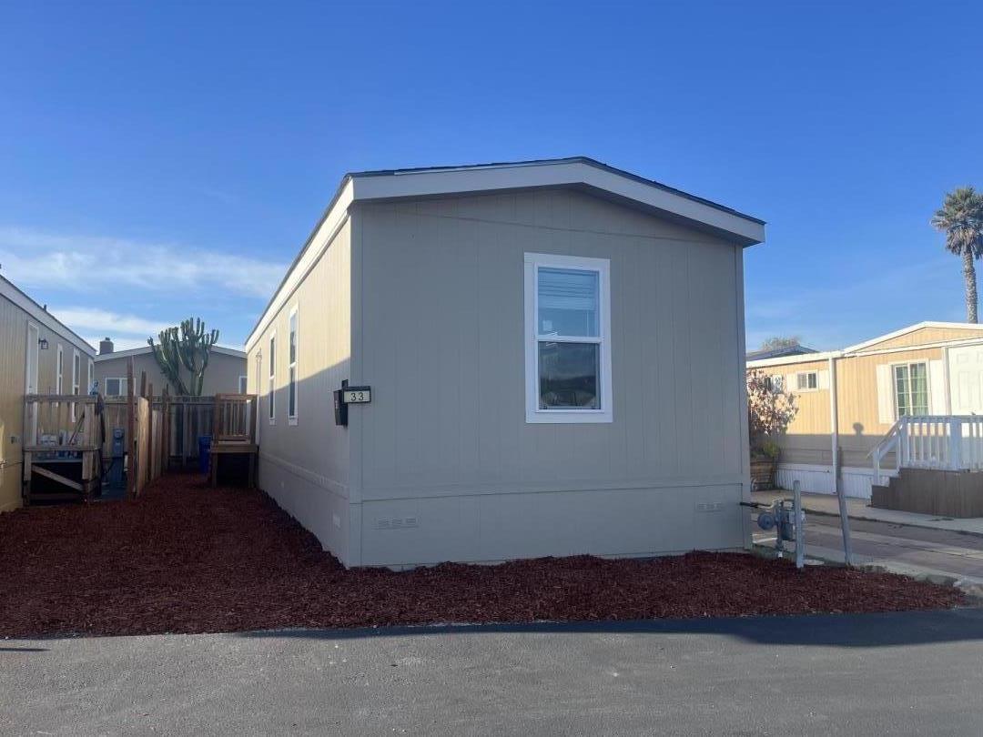304 Carmel Ave 33