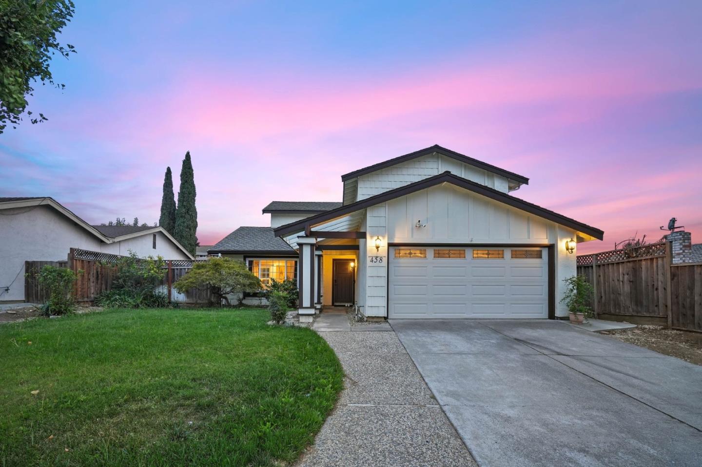 458 Delridge DR