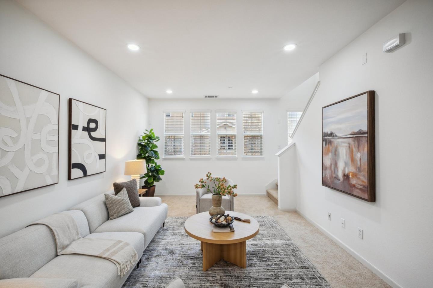 228 Sullivan WAY