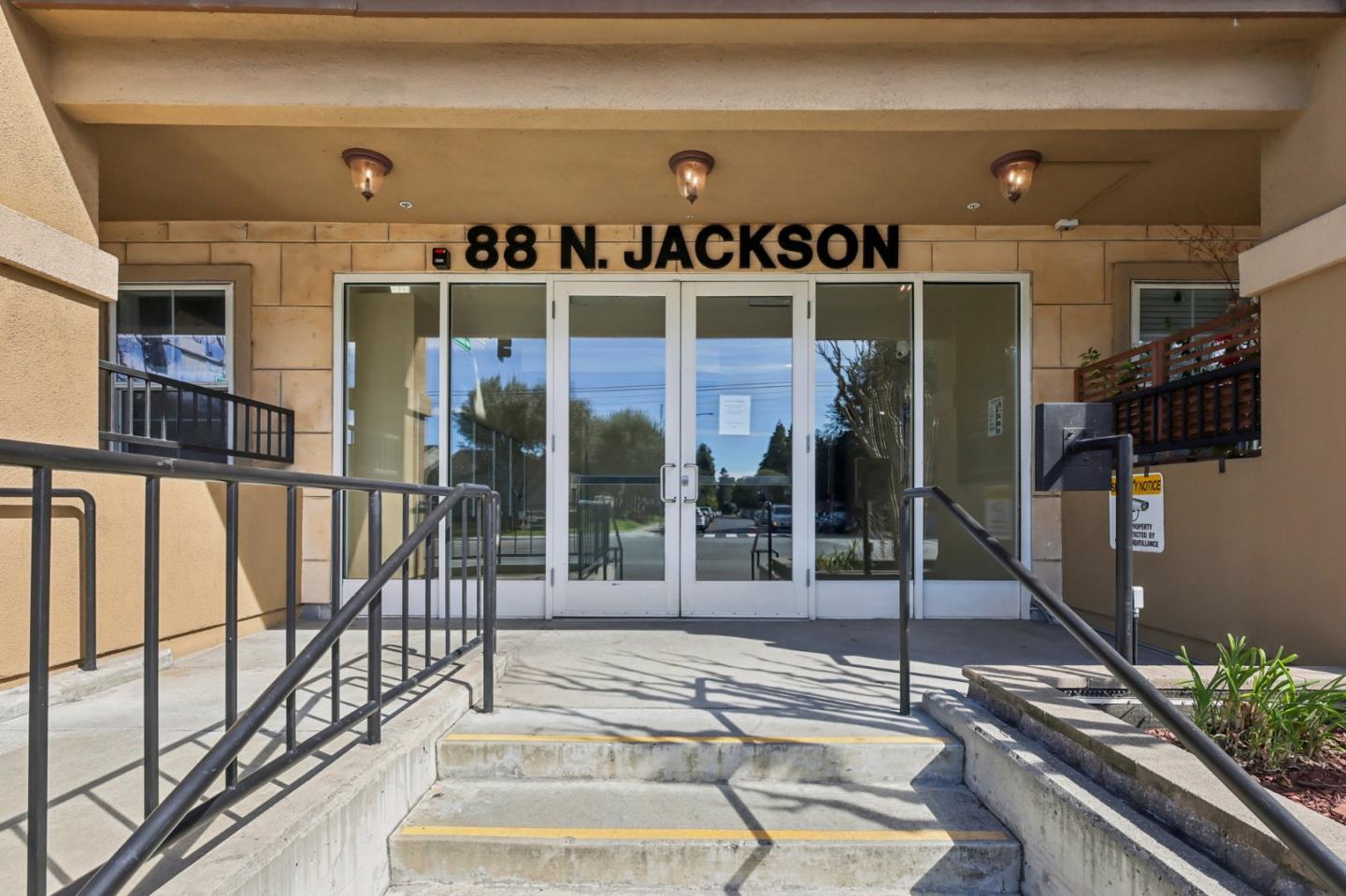 88 N Jackson AVE 321