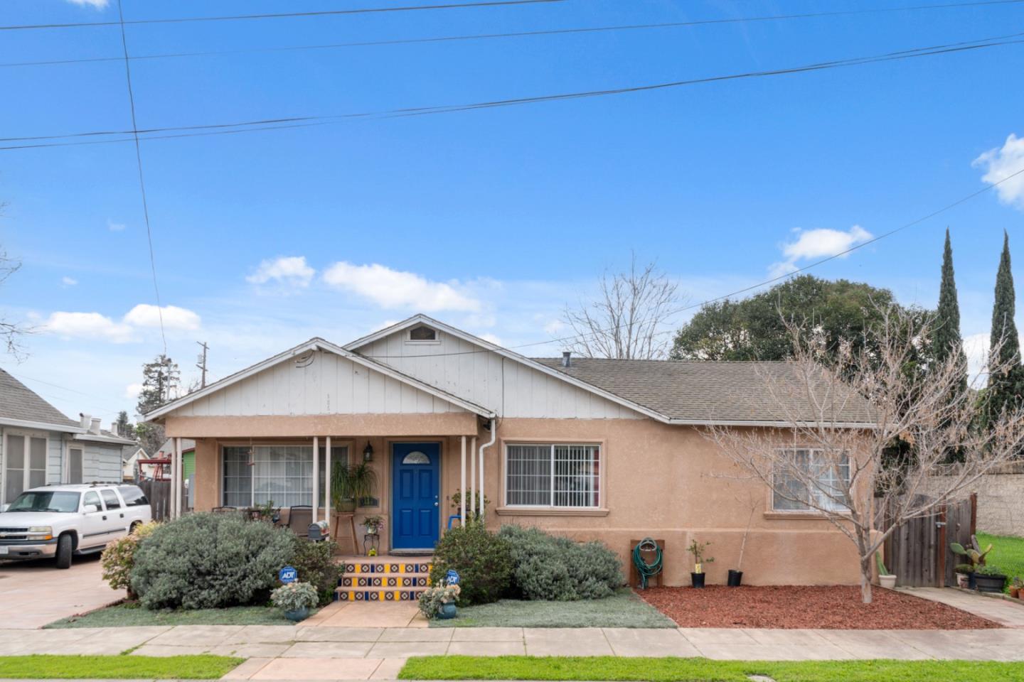 186 George ST