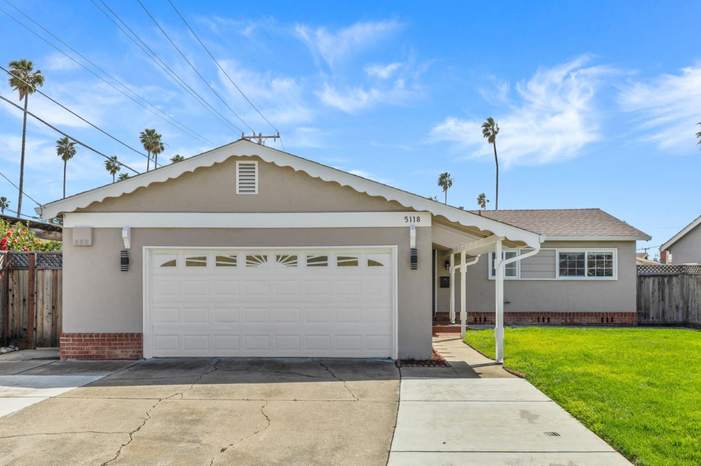5118 Coco Palm DR