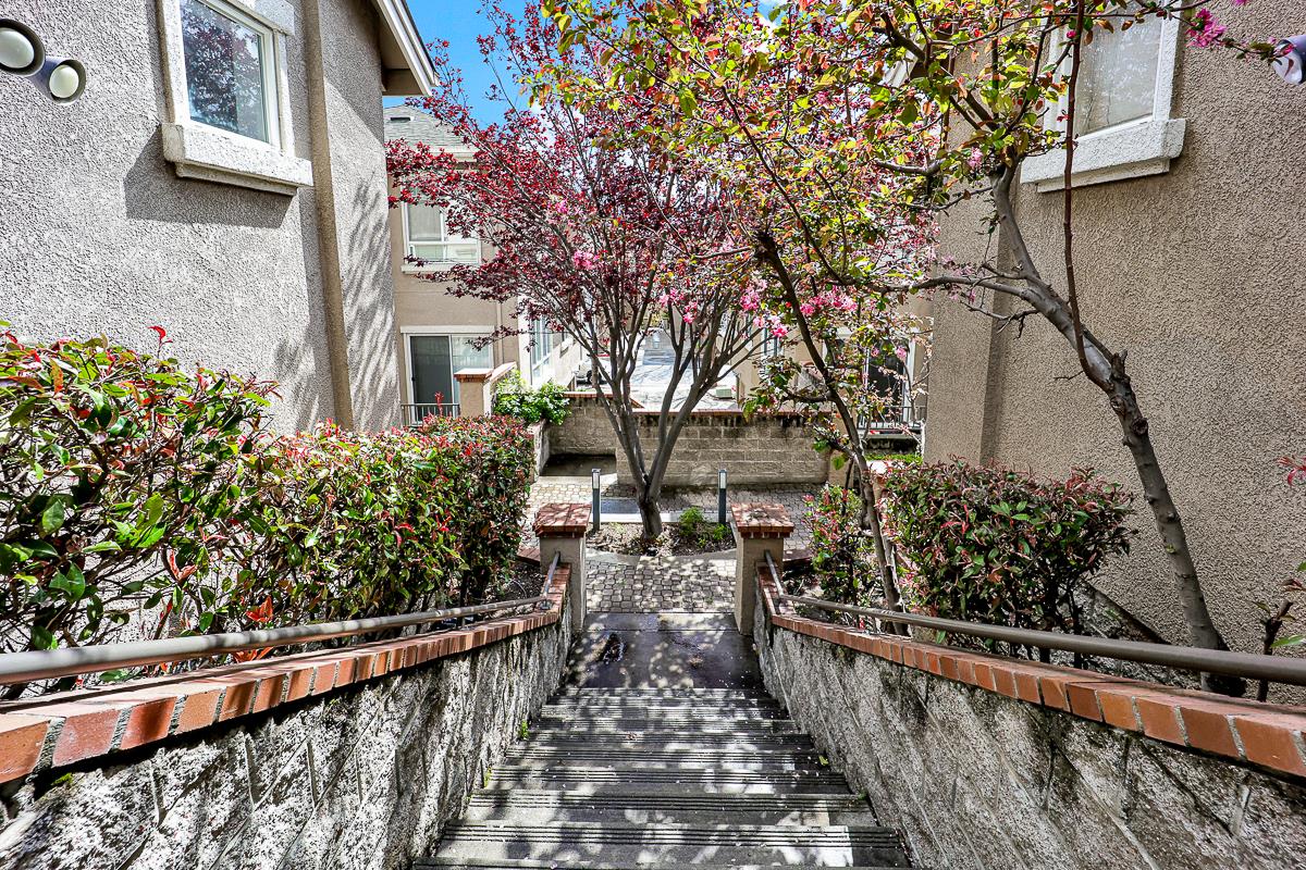 458 Marble Arch Avenue