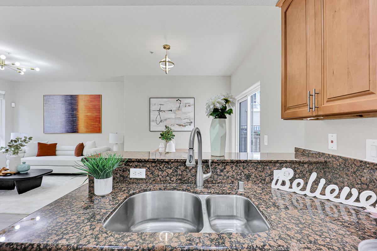 458 Marble Arch Avenue