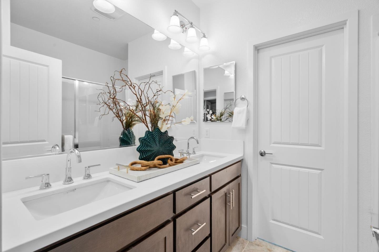 34559 Clydesdale Terrace