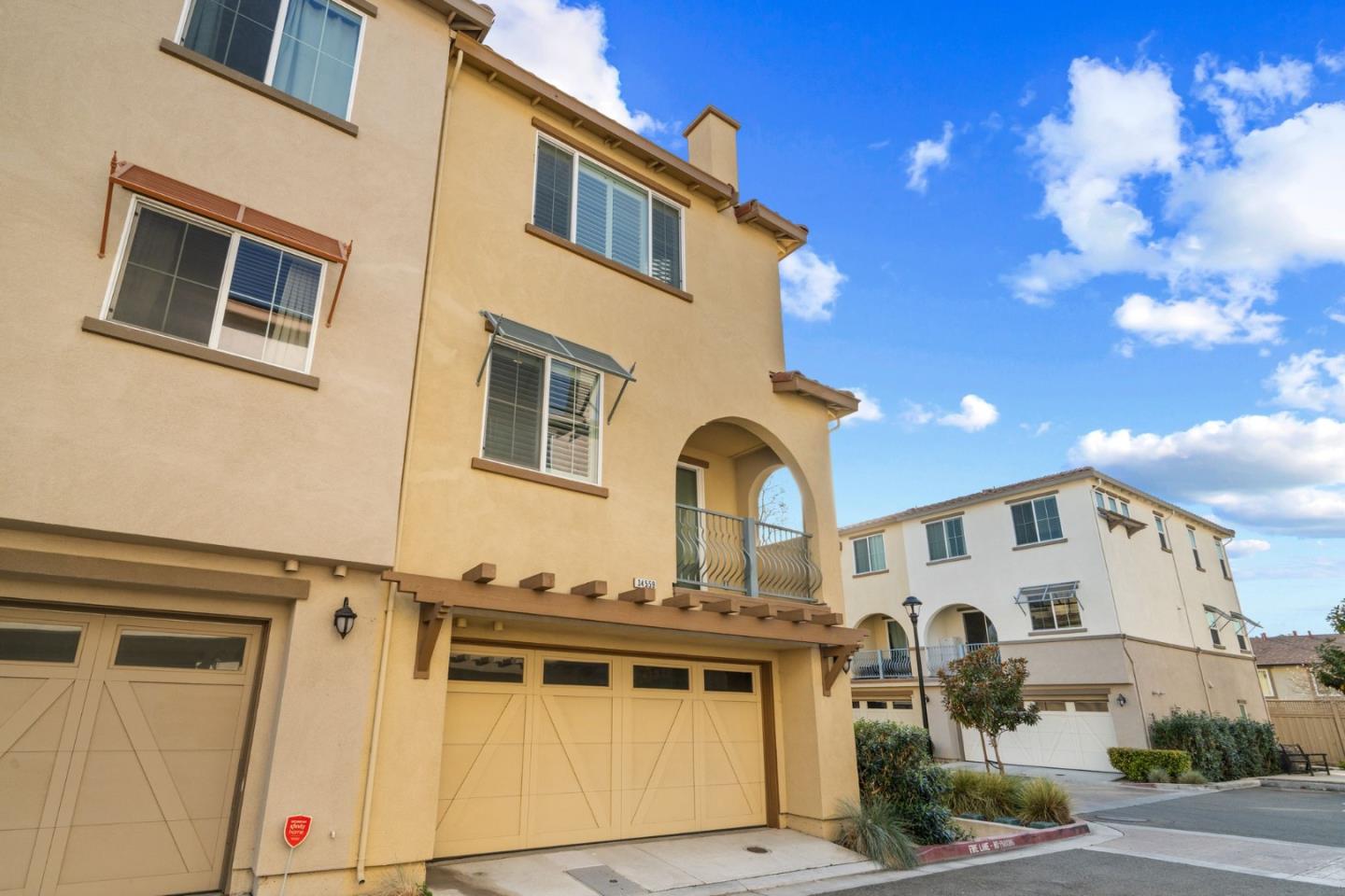 34559 Clydesdale Terrace