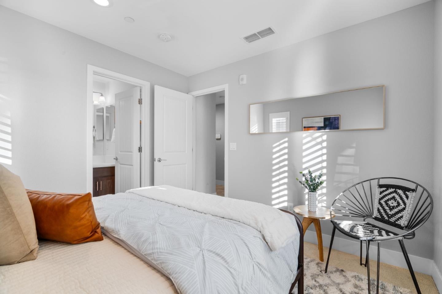 34559 Clydesdale Terrace