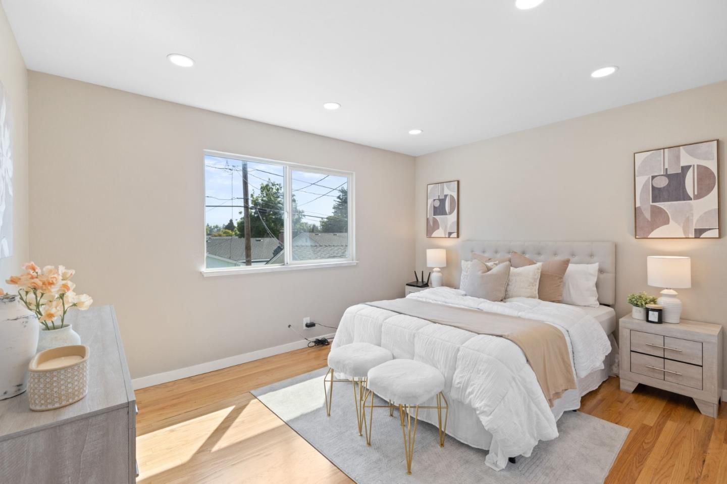 3809 De La Cruz BLVD