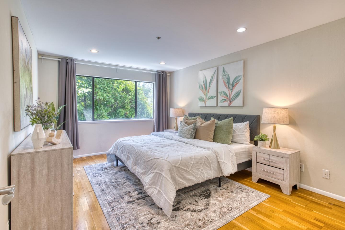320 Avenue B1