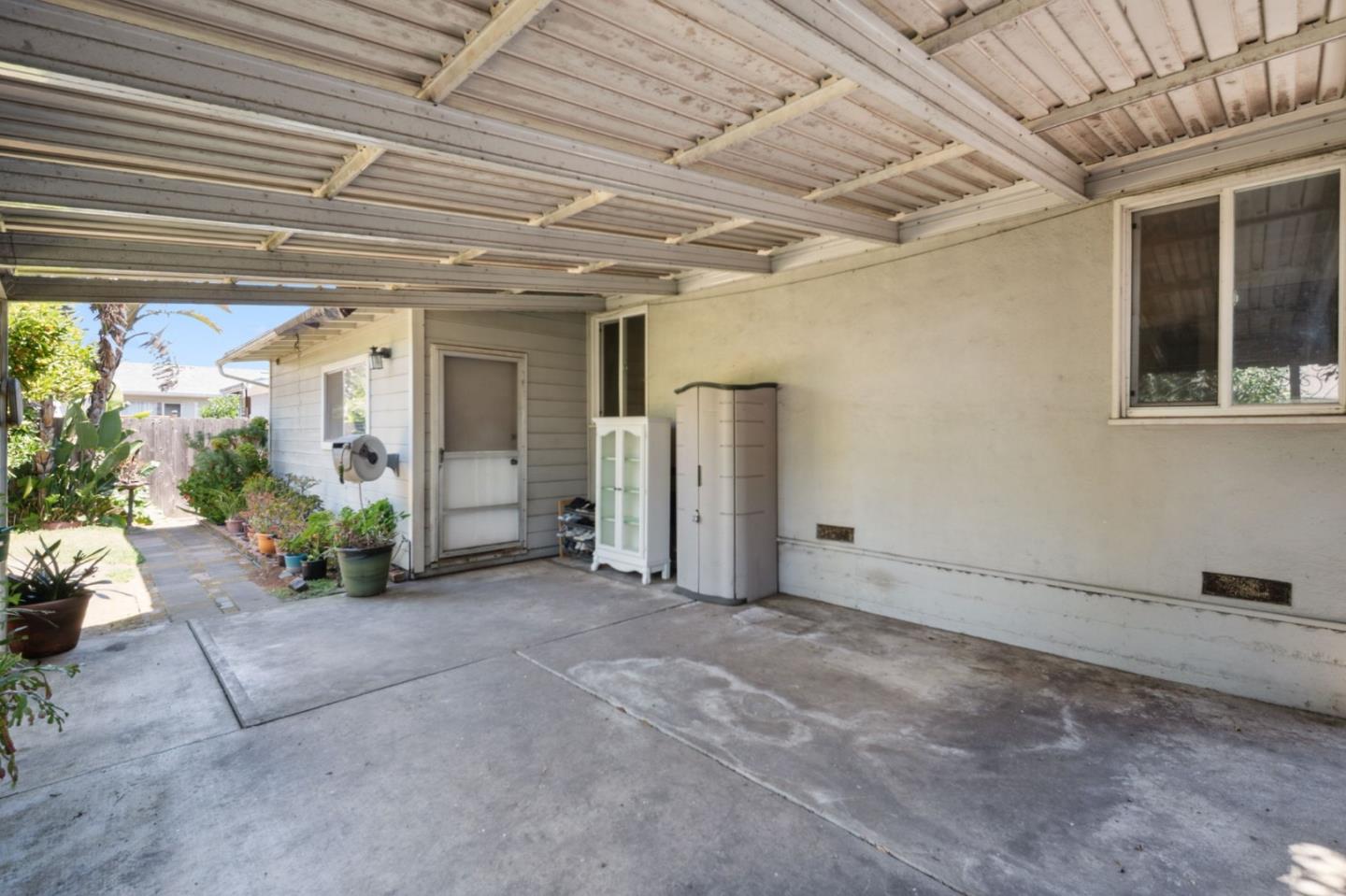 17315 VIA FLORES