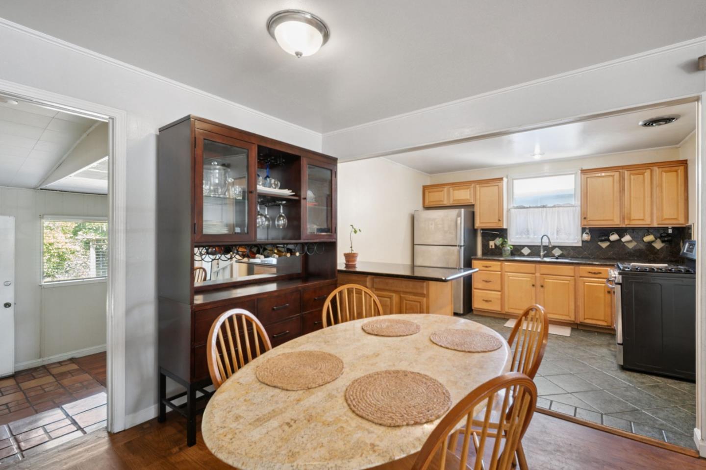 17315 VIA FLORES