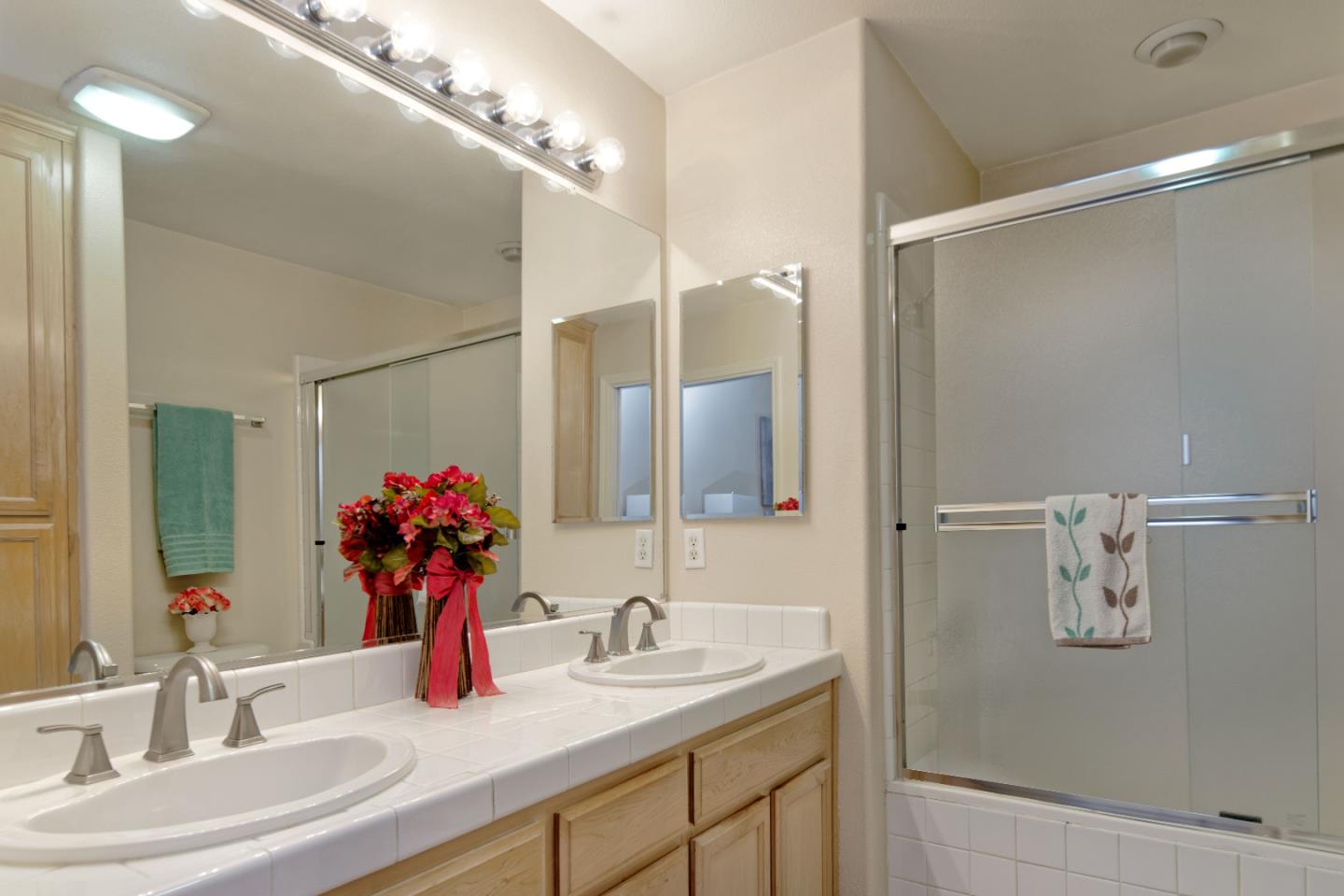 3126 Moncontour Court