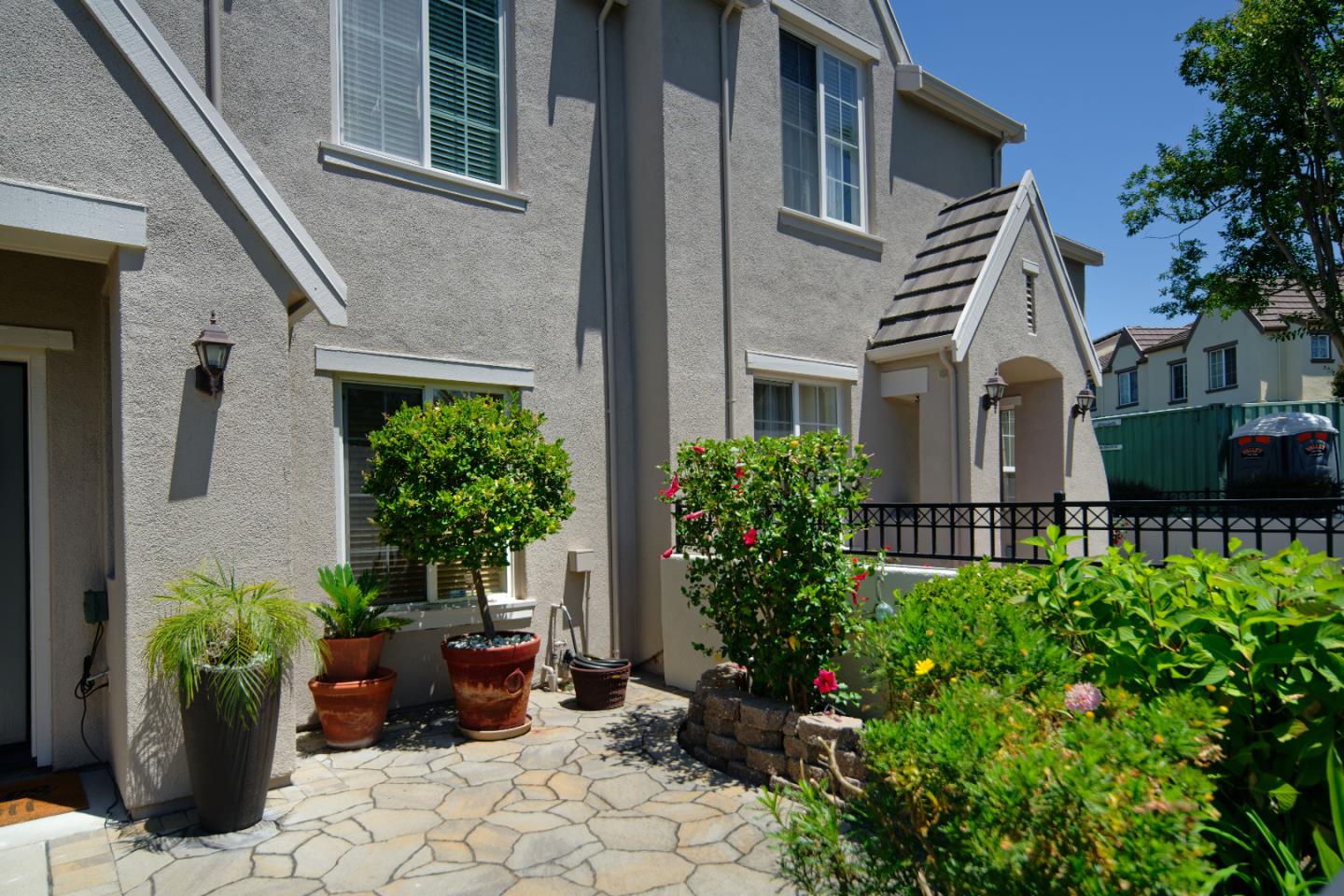 3126 Moncontour Court