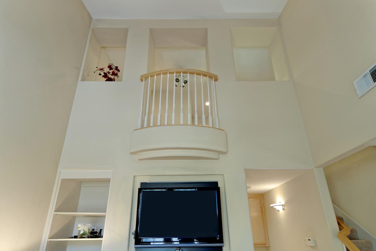 3126 Moncontour Court